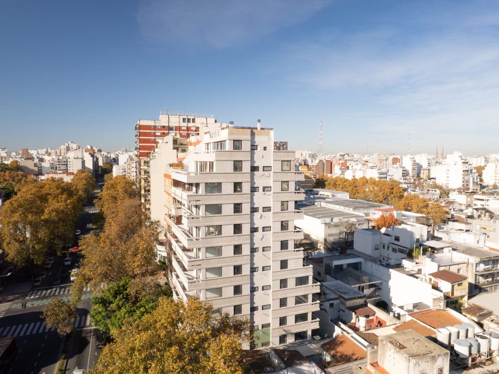 Aberturas de PVC con DVH instaladas en Edificio Amazonia